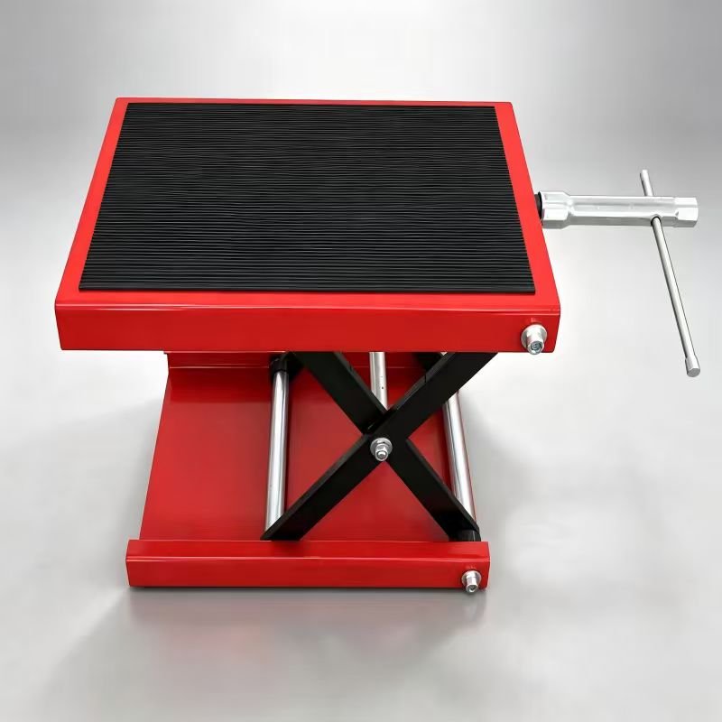 Motorcycle Scissor Lift — 500kg Capacity, Hand-Crank, Anti-Slip Platform
